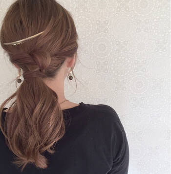可愛すぎないのがポイント アラサーおすすめ上品ヘアアレンジ Hair