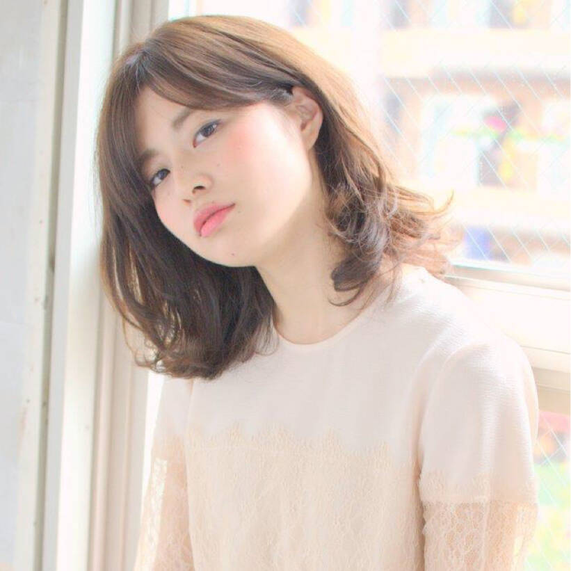 前髪は眉上バング ダブルバング 種類別に見るバングのヘアカタログ Hair