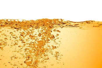 炭酸シャンプーで頭皮トラブルさよなら お家での作り方もご紹介 Hair