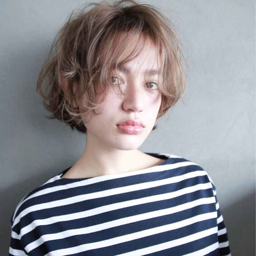 やさしく見えるブラウンアッシュでおしゃれなヘアスタイルに Hair