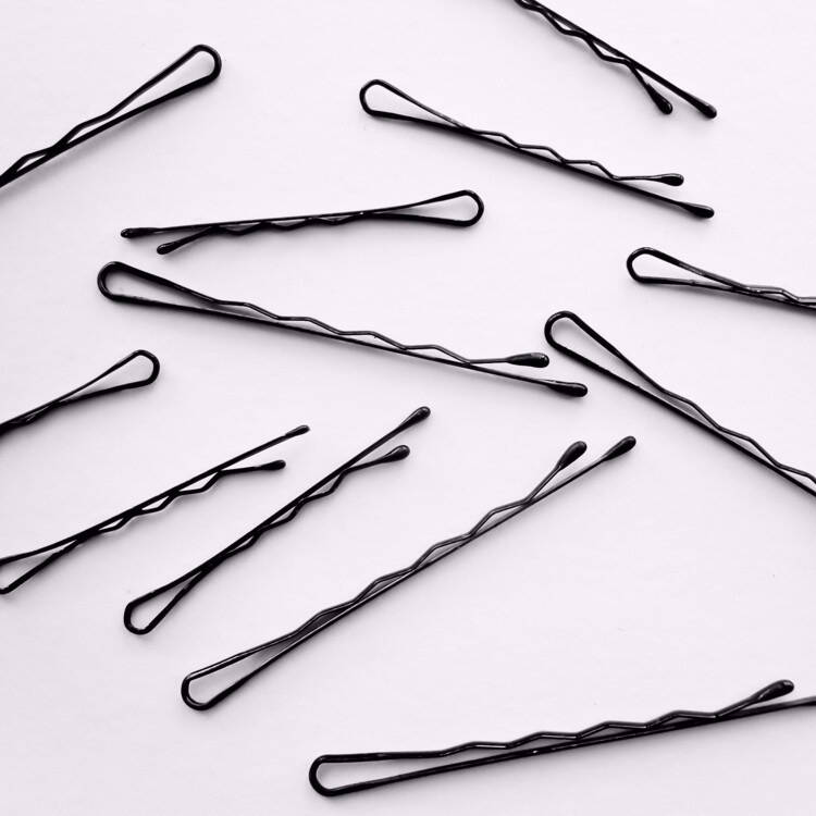 ヘアピンの種類と留め方をおさらい ピンを使ったアレンジも要check Hair