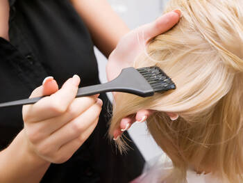 カラートリートメントで夢のアッシュに 外国人風ヘアを手に入れよう Hair カラートリートメントで夢のアッシュに 外国人風ヘアを手に入れよう Hair