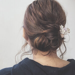 ヘアクリップの種類と使い方 アレンジには使い勝手抜群 Hair