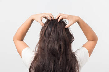スカルプケアでウルツヤ髪をキープしよう 早めのケアが大切なんです Hair