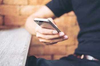 返事の内容で分かる 男性が 本当はlineしたくない と思っているサイン10個 Hair