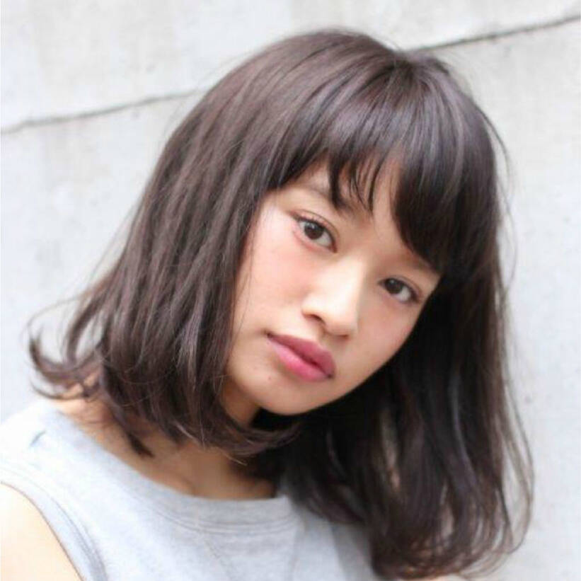 17春夏はアッシュグレージュカラーで透明感を演出 Hair