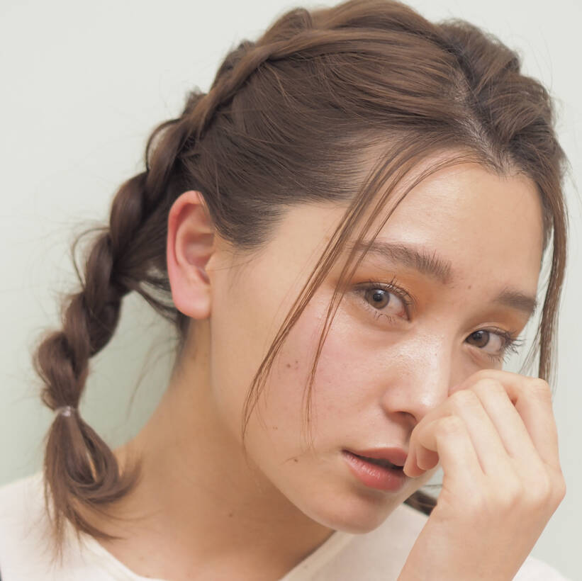 すっぴんみたいな素肌感 プロが教える外国人風メイクの極意 Hair