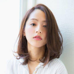 前髪なしで大人の色気を演出 前髪なしで魅せる長さ別ヘアスタイル Hair