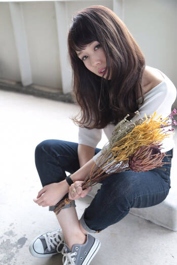 透明感ある上品カラー ラベンダーアッシュに夢中 Hair