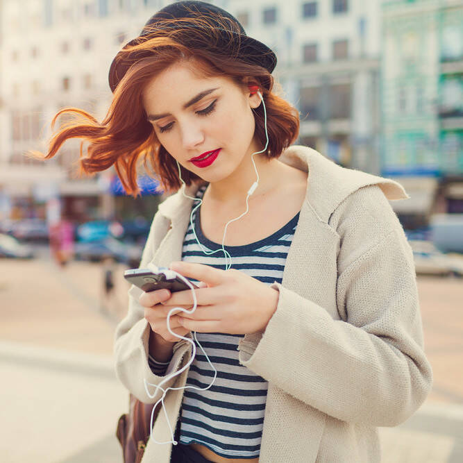 年上の女性をかわいいと思う瞬間は意外な一面をみたとき Hair