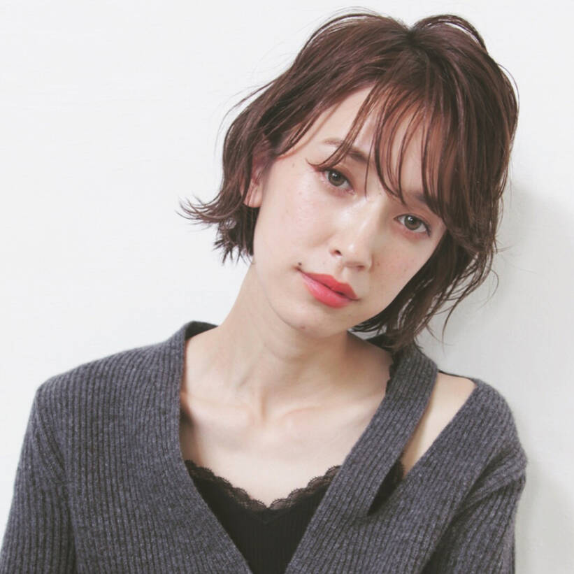 今年の春夏もおフェロモード全開で攻める しっとり質感の濡れ髪スタイル Hair