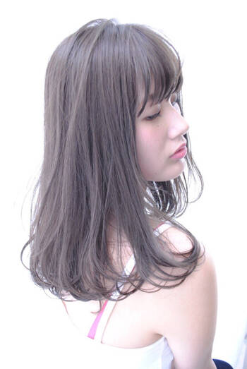 モテ女はしてるミディアムウェーブ 大人セクシーさ全開のスタイル10選 Hair