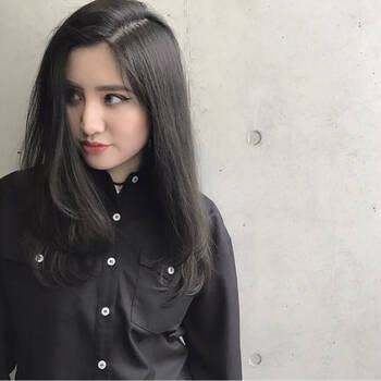 黒髪に透明感をプラス アッシュブラックは色っぽヘアカラー Hair 黒髪に透明感をプラス アッシュブラックは色っぽヘアカラー Hair