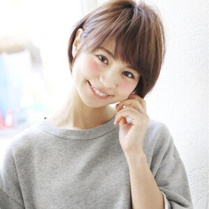 自分に似合うのはどっち 黒髪と茶髪のメリットデメリット Hair