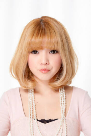 定番好印象 ミディアムヘアのワンカールで清楚系女子を目指そ Hair