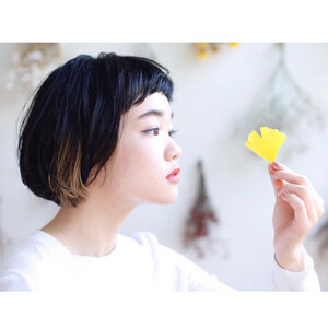 さりげなく魅せる ショートヘアのインナーカラーテクニック Hair