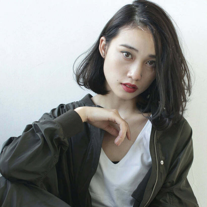 大人の女性の色っぽさ際立つ 立ち上げバングの作り方をマスターせよ Hair