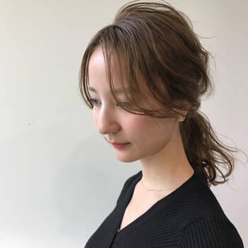 おしゃれ女子が取り入れる チークバング ミディアムヘアカタログ10選 Hair おしゃれ女子が取り入れる チークバング ミディアムヘアカタログ10選 Hair