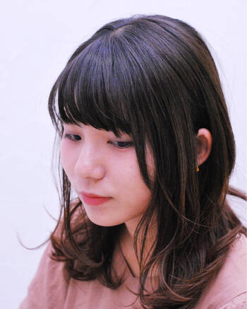 オシャレ女子の仲間入り 黒のグラデーションカラー長さ別スタイル10選 Hair