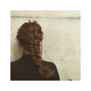 難しそうに見えて実は簡単 フィッシュボーン の作り方 Hair 難しそうに見えて実は簡単 フィッシュボーン の作り方 Hair