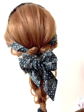 大人女子でも似合う バンダナ選びのコツとヘアアレンジ Hair