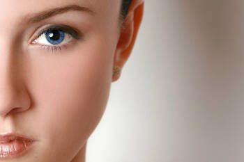 パーティーはちょっぴり派手に ドレス 着物にイチオシの華やかメイク特集 Hair