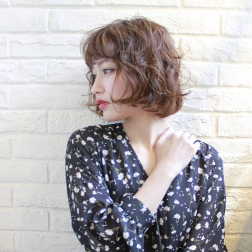 40代の魅力を最大限に引き出すヘアスタイルはボブ パーマで決まり Hair
