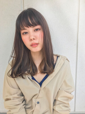 黒髪メッシュで周りと差をつける マネしたくなるトレンドスタイル hair