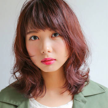 髪型解説 可愛い にも エレガント にもなれるレイヤーとは Hair