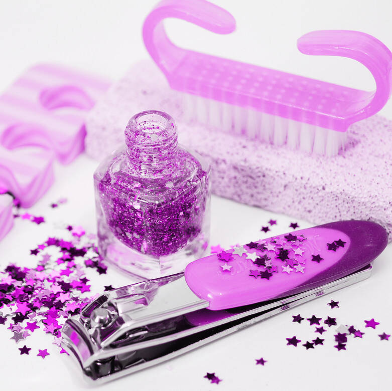 基本をおさらい ラメネイルのキレイな塗り方 バリエーション集 Hair