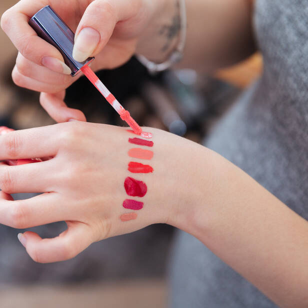 これだけでモテ度がグンとup 上手なリップグロスの使い方講座 Hair