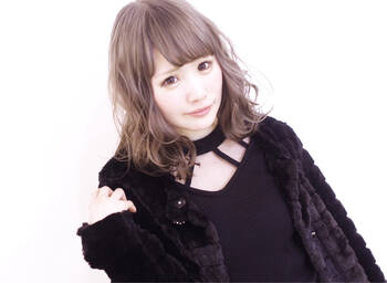 チョーカーに似合うヘアアレンジが知りたい センスが倍増するおしゃれアレンジ Hair