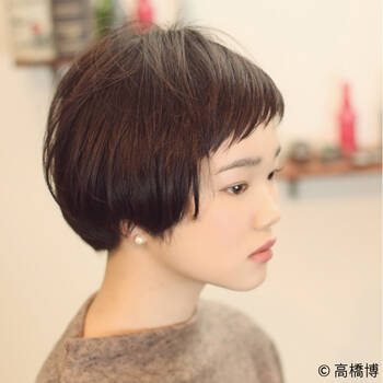 暗髪がかっこいい レディースにオススメのベリーショートヘアカタ Hair
