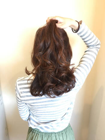 完全保存版 ロングヘアーをコテでゆるふわな綺麗な巻き髪にする方法 Hair 完全保存版 ロングヘアーをコテでゆるふわな綺麗な巻き髪にする方法 Hair