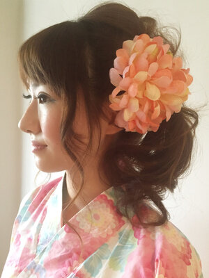 初心者さんでも簡単にできちゃう おしゃかわサイドアップの作り方 Hair 初心者さんでも簡単にできちゃう おしゃかわサイドアップの作り方 Hair