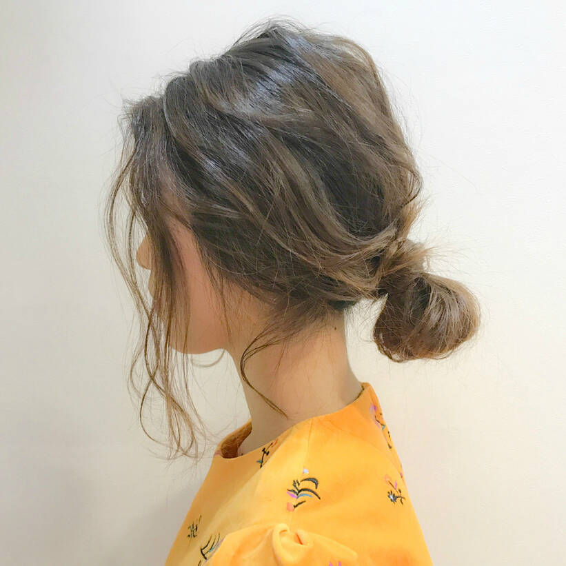 適当なくらいがちょうどいい 今旬のエフォートレスなお団子スタイルを調査 Hair