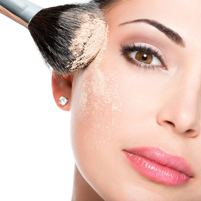 気づかないうちにやってしまっているかも 肌荒れ原因になり得るメイクとは Hair