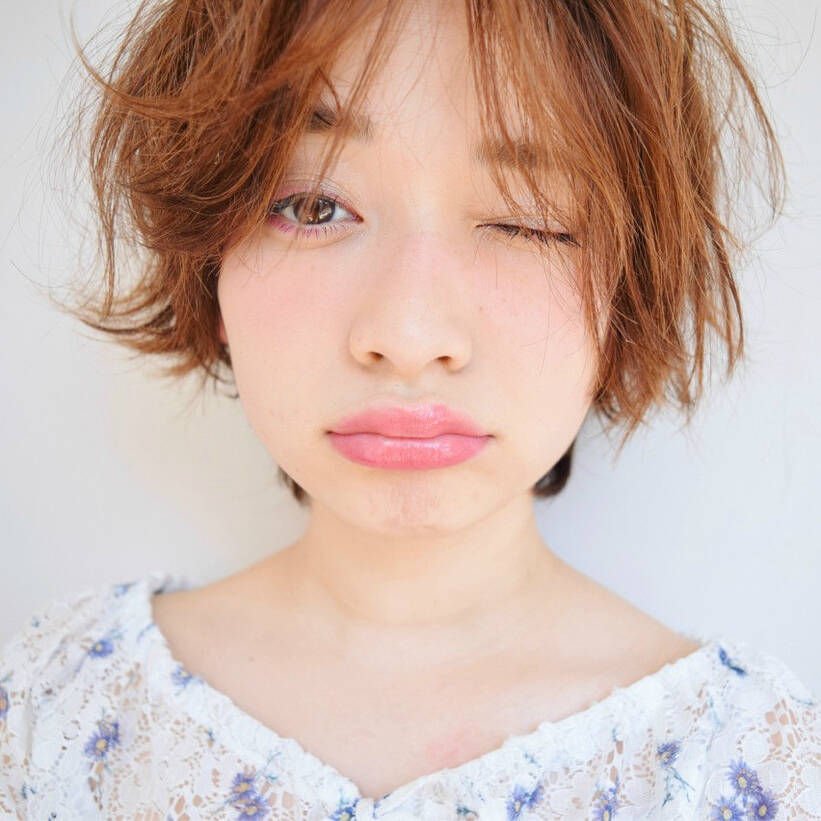 オフィススタイルに一押し 前髪長めで作る大人女子ショートスタイル Hair