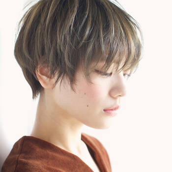 女をシンプル美しく昇華させるショートヘアスタイル集 大人髪を選りすぐり Hair