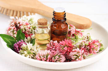 髪をサラサラにする方法とは 自宅でできる簡単マル秘テクを公開 Hair 髪をサラサラにする方法とは 自宅でできる簡単マル秘テクを公開 Hair