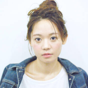 おでこスッキリ華やか 前髪ポンパドールの作り方 短い前髪でも作れます Hair