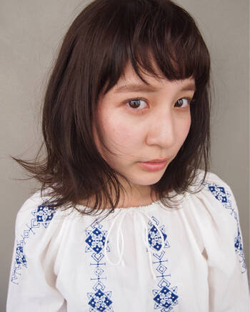 斜めにカットするザクザクバングが可愛いすぎ 失敗しない前髪の切り方を伝授 Hair 斜めにカットするザクザクバングが可愛いすぎ 失敗しない前髪の切り方を伝授 Hair
