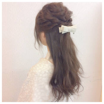 簡単 楽ちんハーフアップのヘアアレンジ集 可愛いも大人っぽいも思いのまま Hair