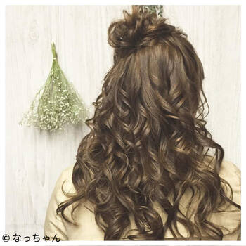 ウェディング専用髪型 ティアラ 花冠 いろいろなアイテムを使ったアレンジ Hair
