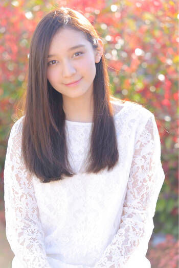 ストレートヘアならではの魅力をアレンジにも生かす方法10選 Hair ストレートヘアならではの魅力をアレンジにも生かす方法10選 Hair
