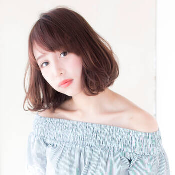 前髪を流す方法がわからない 切り方だけでかんたんにアレンジする方法 Hair