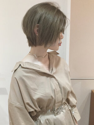 今年のトレンドカラーはグリーン ヘアカラーなら マット に挑戦 Hair