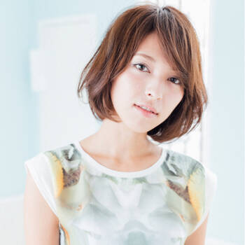 面長さんに似合う髪型のポイントを伝授 おすすめスタイル10選紹介 Hair