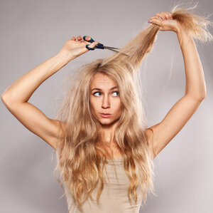 前髪を上手に切る方法 セルフでも失敗しないコツを伝授 Hair