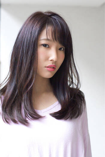 大人ファッションにぴったり 重くならない黒髪ロング パーマ Hair